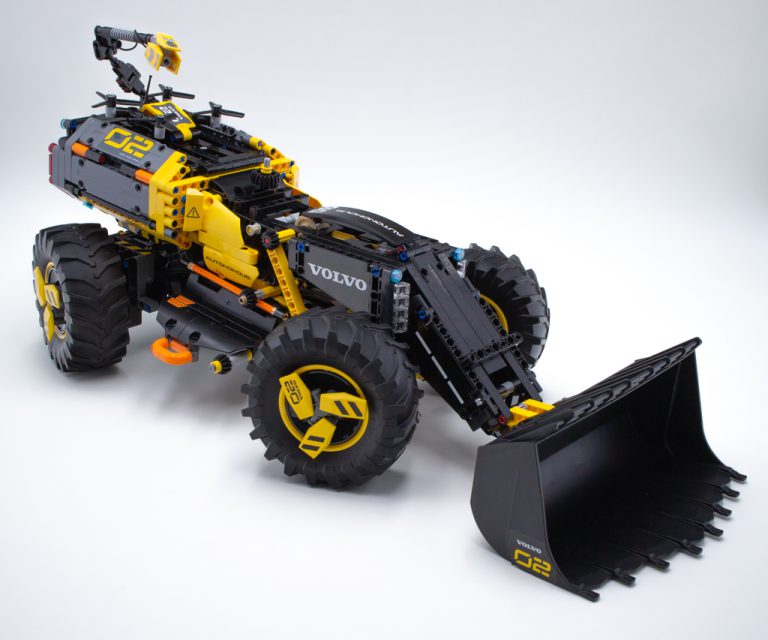 Vite testé : LEGO Technic 42081 Volvo Concept Wheel Loader ZEUX - HOTH ...