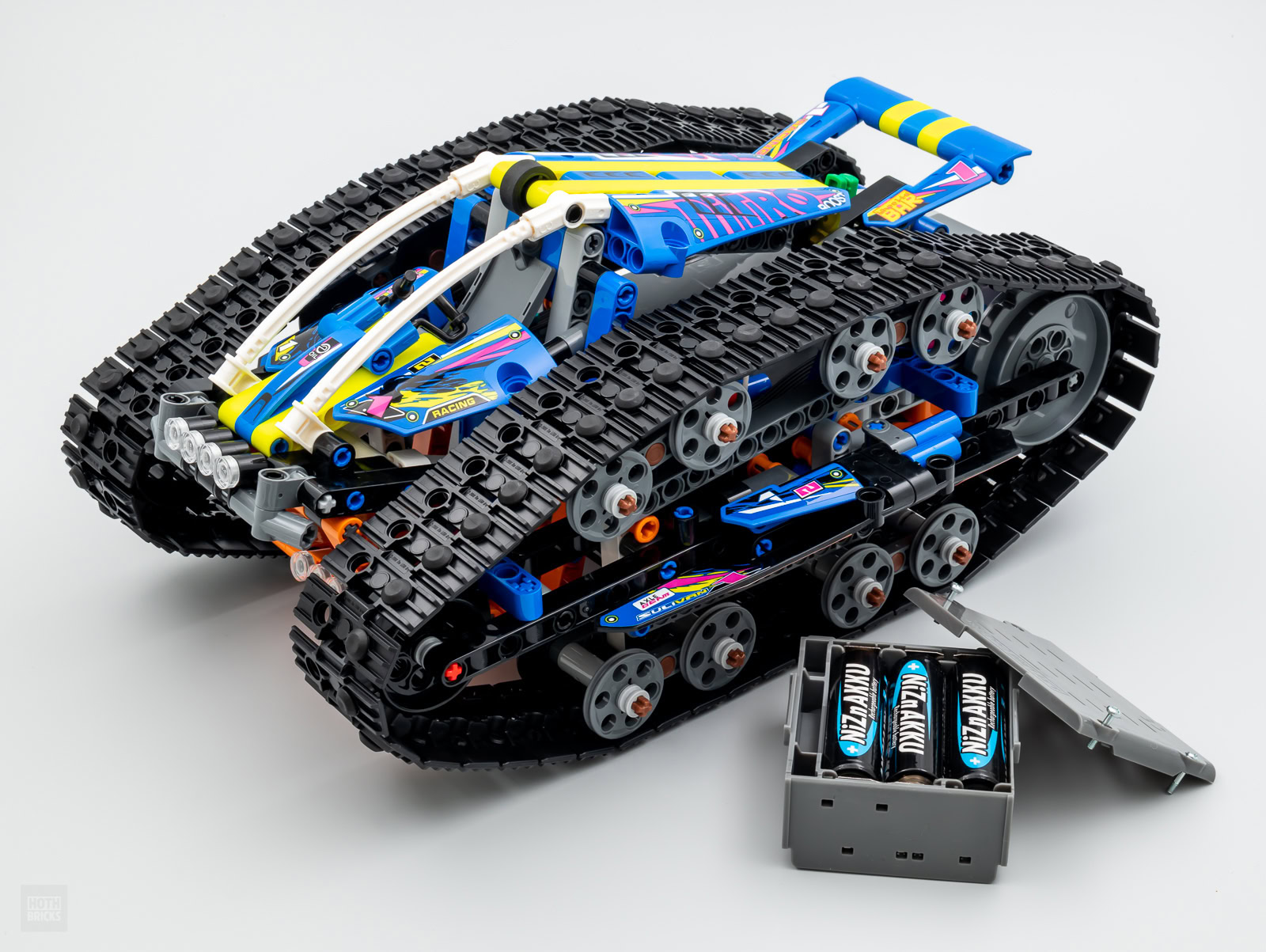 Review LEGO Technic 42140 AppControlled Transformation Vehicle HOTH