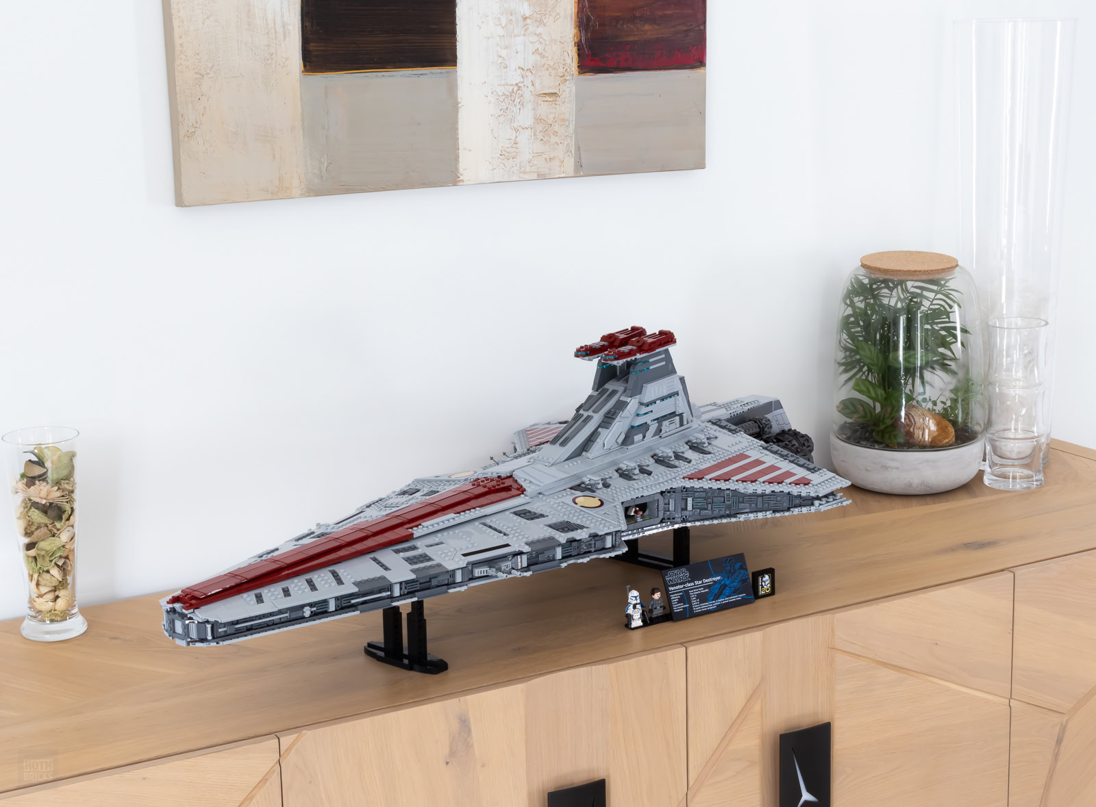 Vite testé : LEGO Star Wars Ultimate Collector Series 75367 Venator ...