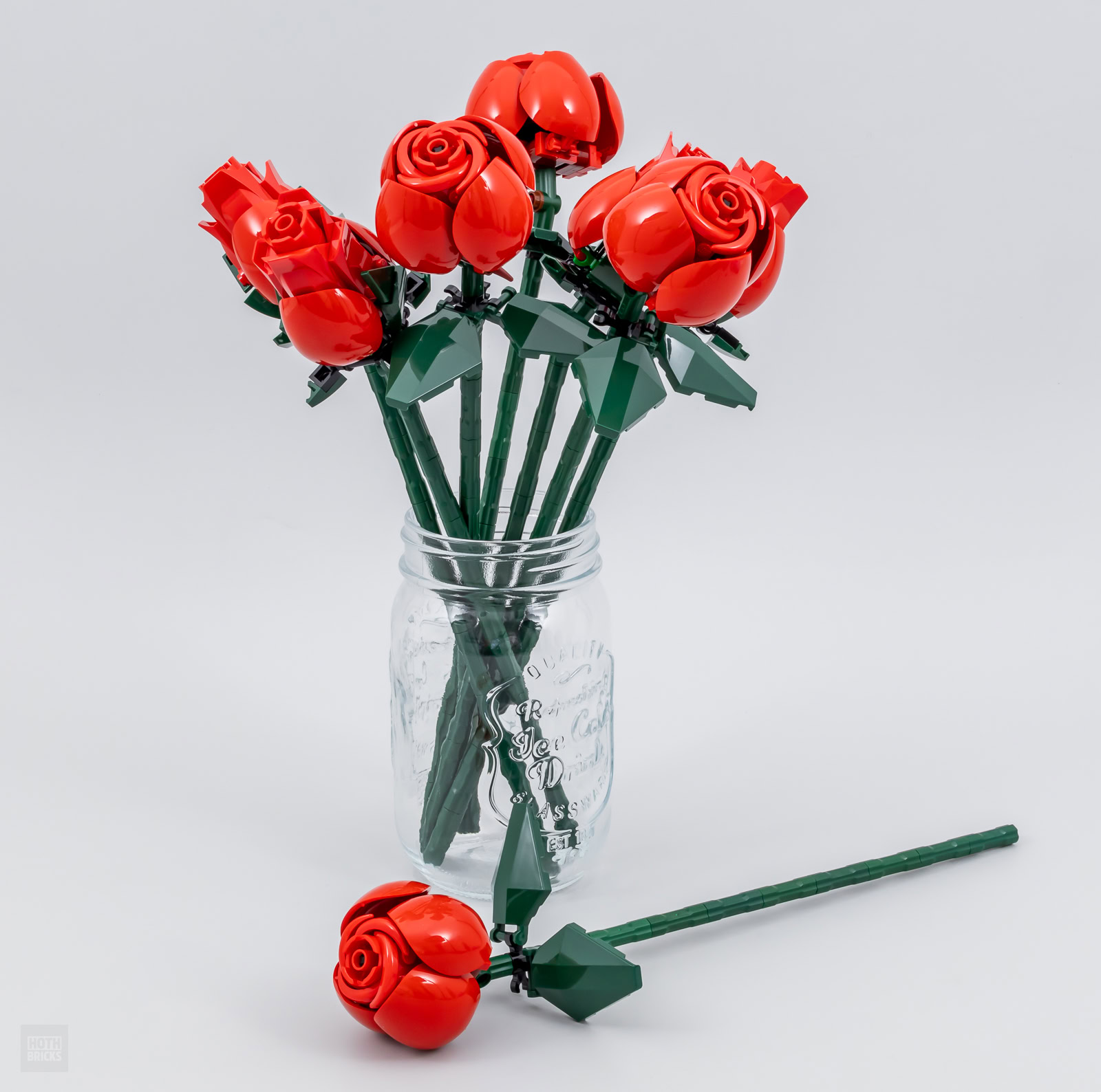 Très vite testé : LEGO ICONS Botanical Collection 10328 Bouquet of ...