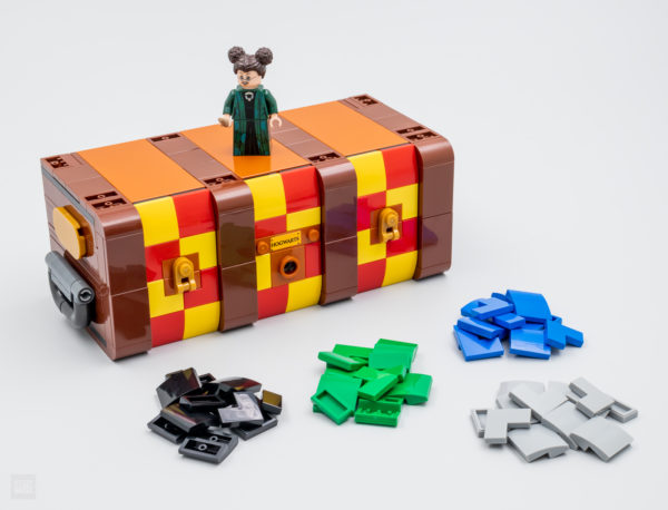 bestëmmen: LEGO 76399 Harry Potter Hogwarts Magesch Trunk 7