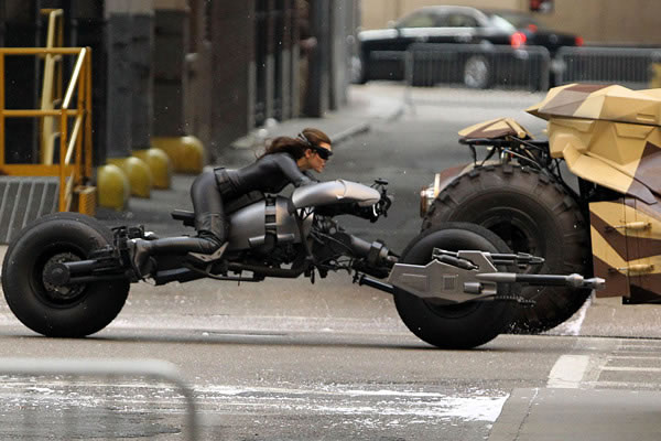 The Dark Knight Rises : Batpod