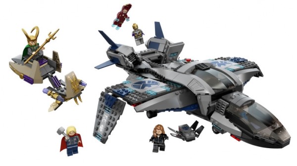 6869 Quinjet Aerial Battle