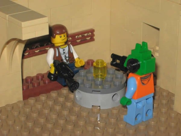 LEGOstein - Episode IV A New Hope - Han Solo & Greedo : Who shot first ?