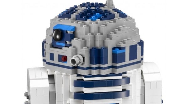 LEGO Star Wars 10225 Ultimate Collector Series R2-D2