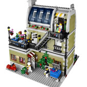 LEGO Creator Expert 10243 Parisian Restaurant