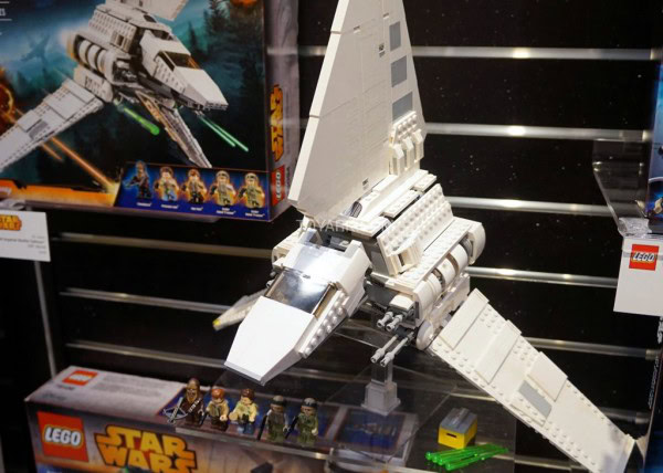 75094 Imperial Shuttle Tydirium