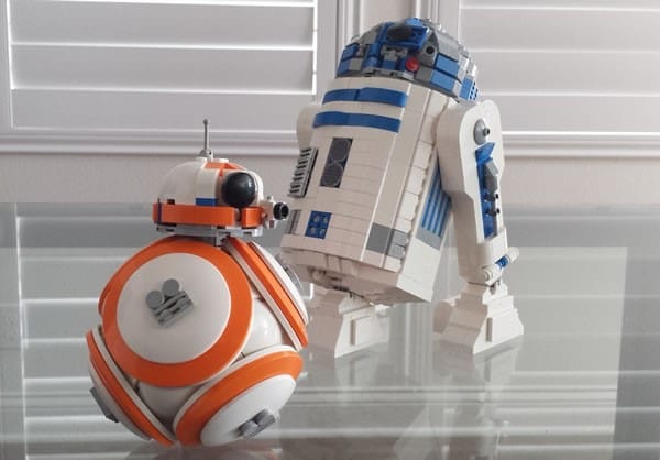 BB-8 & R2-D2 par SPARKART!