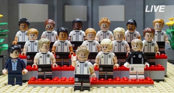 71014 LEGO Collectible Minifigures Series "Die Mannschaft"