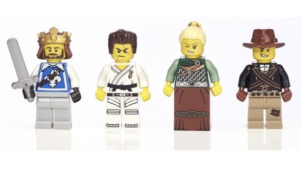 5004422 Warriors Minifigure Collection