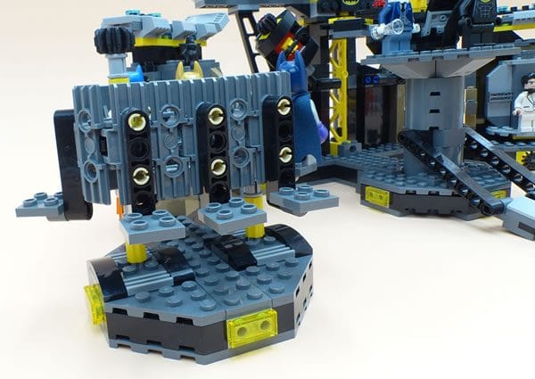 70909 Batcave Break-In