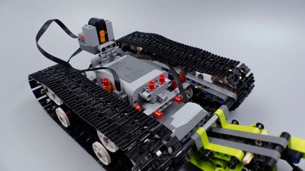 LEGO Technic 42065 RC Tracked Racer