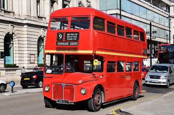 Le prochain set LEGO Creator Expert est...un bus à impériale (10258)