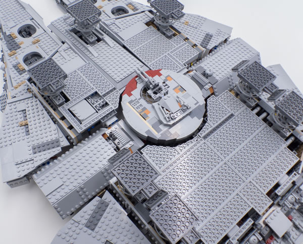 LEGO Star Wars 75192 UCS Millennium Falcon