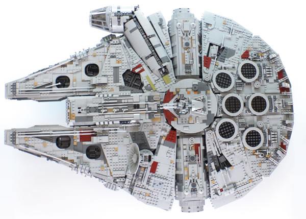 LEGO Star Wars 75192 UCS Millennium Falcon