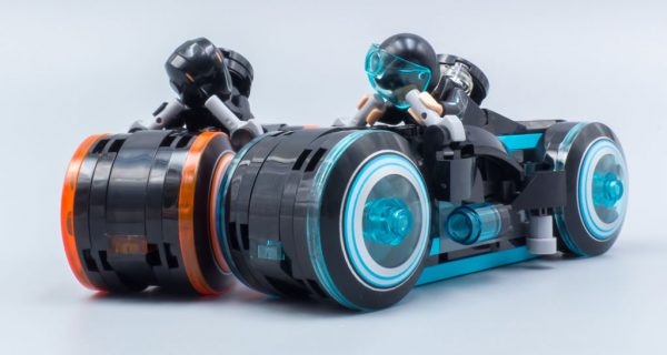 LEGO IDEAS 21314 TRON Legacy