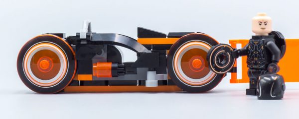 LEGO IDEAS 21314 TRON Legacy