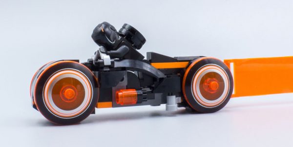 LEGO IDEAS 21314 TRON Legacy