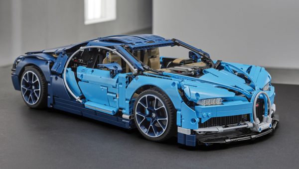 LEGO Technic 42083 Bugatti Chiron