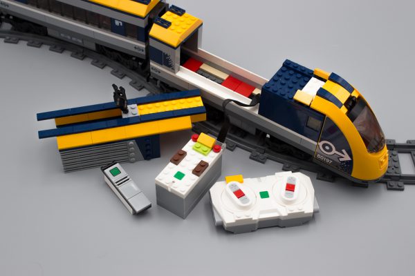 LEGO CITY 60197 Passenger Train