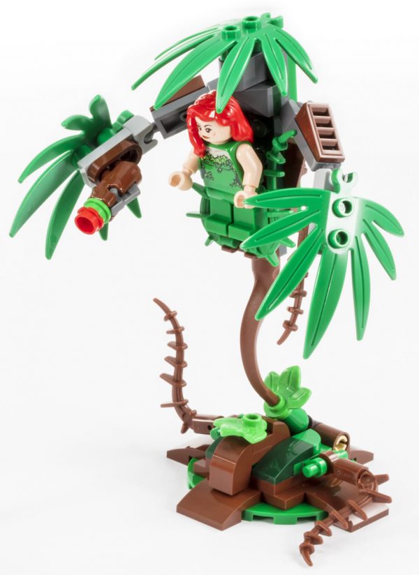 LEGO DC Comics 76117 Batman Mech vs. Poison Ivy Mech