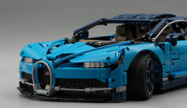 LEGO Technic 42083 Bugatti Chiron