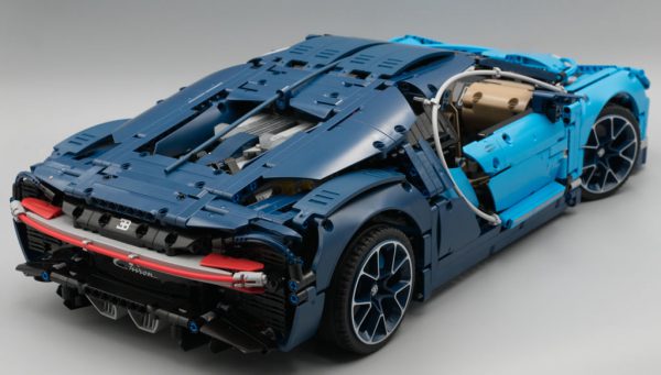 LEGO Technic 42083 Bugatti Chiron