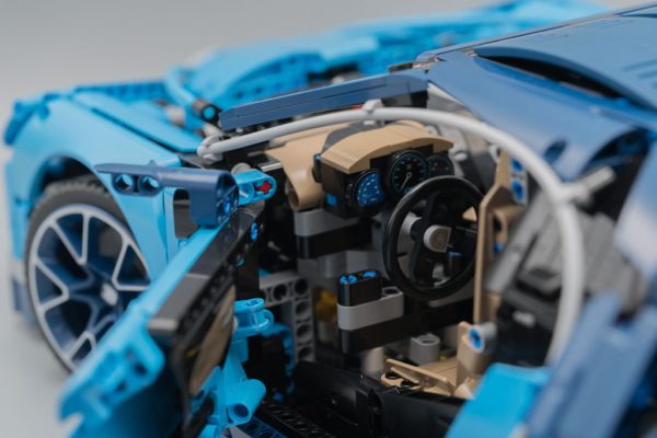 LEGO Technic 42083 Bugatti Chiron