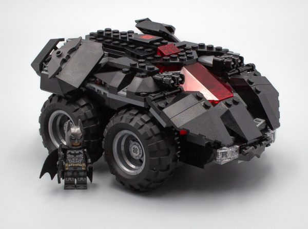 LEGO DC Comics 76112 App-Controlled Batmobile