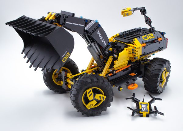 LEGO Technic 42081 Volvo Concept Wheel Loader ZEUX