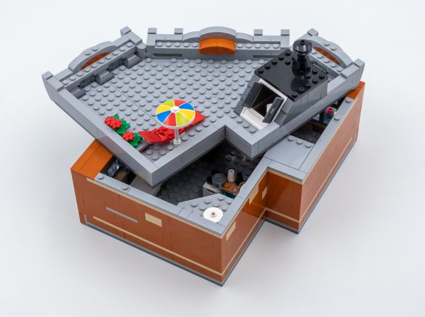 LEGO Creator Expert 10264 Corner Garage LEGO Creator Expert 10264 Corner Garage