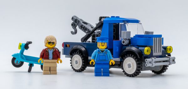 LEGO Creator Expert 10264 Corner Garage LEGO Creator Expert 10264 Corner Garage