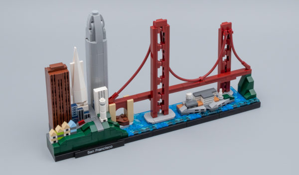 LEGO Architecture 21043 San Francisco