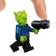 76127 lego captain marvel skrull attack 2019 minifig 1 1