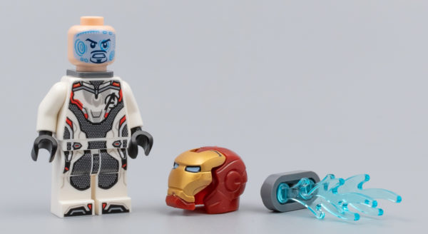 30452 Iron Man and Dum-E