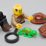 71025 Collectible Minifigures Series 19