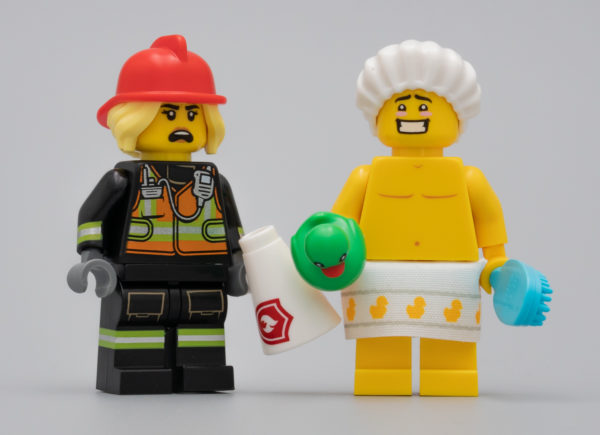 71025 Collectible Minifigures Series 19