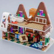 10267 Gingerbread House