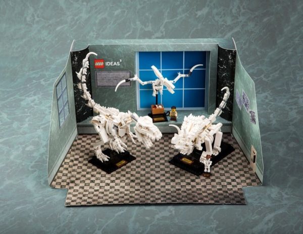 21320 lego ideas dinosaur fossils exclusive display stand asia 1