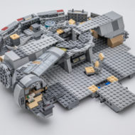 75257 Millennium Falcon