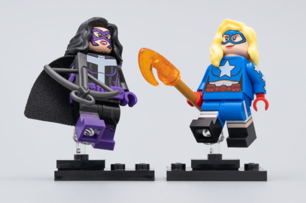 71026 lego dccomics minifigures huntress stargirl 1