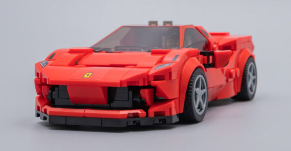 76895 Ferrari F8 Tributo