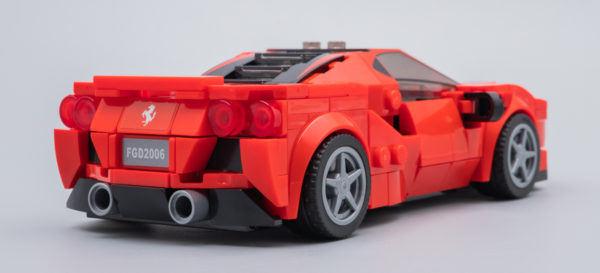 76895 Ferrari F8 Tributo