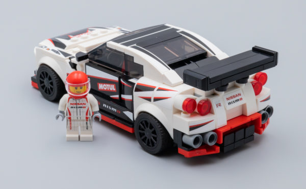 LEGO Speed Champions 76896 Nissan GT-R NISMO