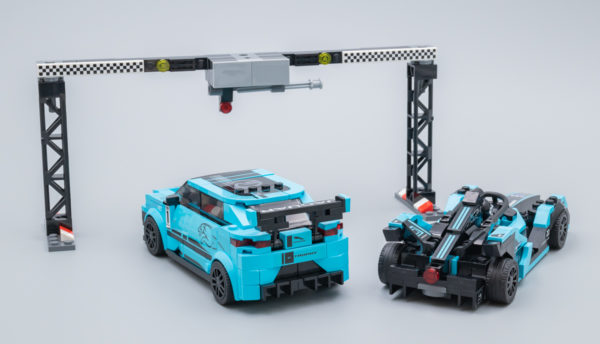 76898 Formula E Panasonic Jaguar Racing GEN2 & Jaguar I-PACE eTROPHY