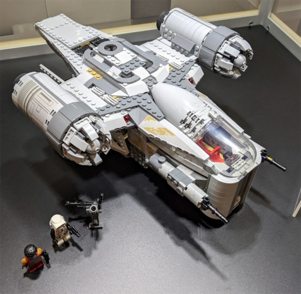 75292 lego starwars razor crest 3