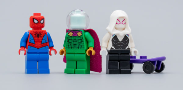 76149 The Menace of Mysterio