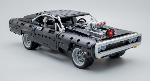 42111 lego technic dom dodge charger review hothbricks 18 5