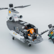 76162 lego marvel black widow helicopter chase review brickheroes 2