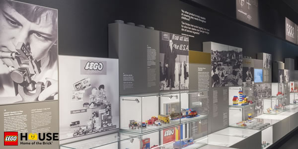 LEGO propose des visites virtuelles du musée de la LEGO House à Billund